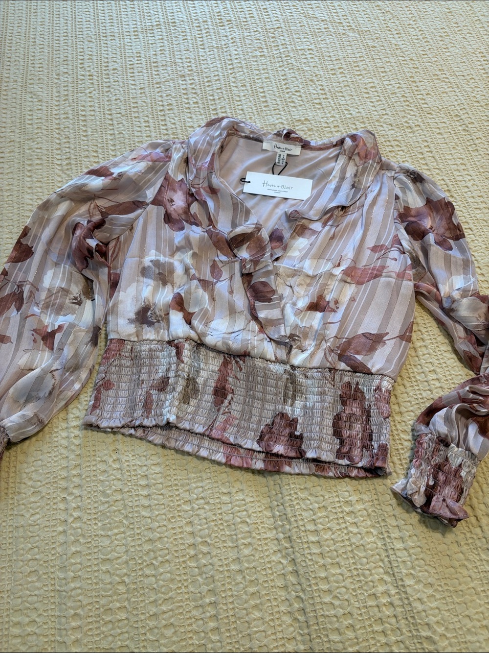 NWT Haver & Blair Blush Floral Smocked-Waist Long Sleeve Blouse
